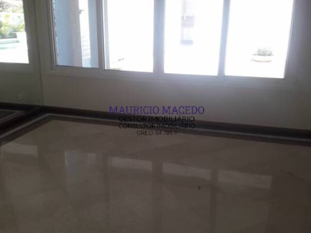 Casa para Venda em Santana de Parnaíba - 4