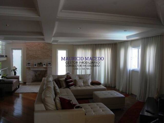 Casa para Venda em Santana de Parnaíba - 4
