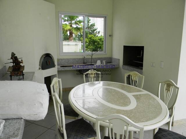 Casa para Venda em Santana de Parnaíba - 5