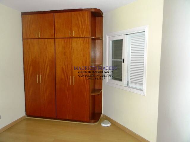 Casa para Locação em Santana de Parnaíba - 2