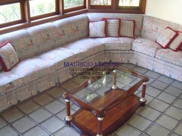 Casa para Venda em Santana de Parnaíba - 3