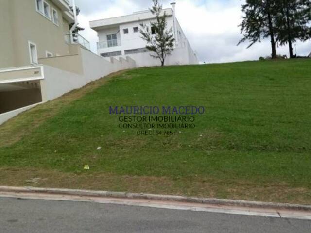 Terreno para Venda em Santana de Parnaíba - 2
