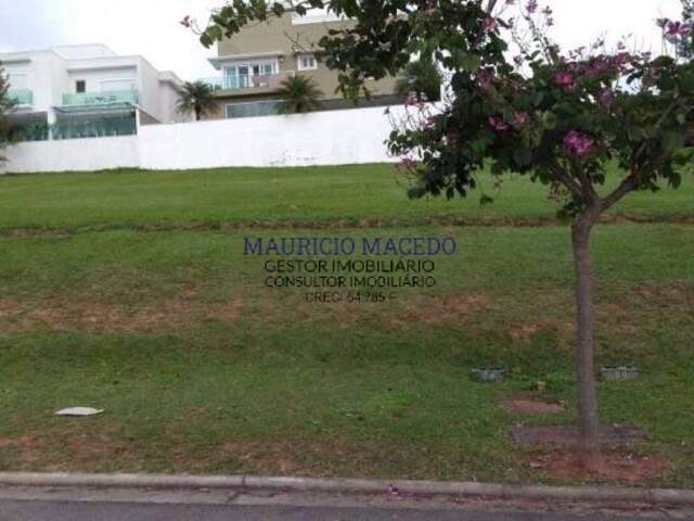 Terreno para Venda em Santana de Parnaíba - 2