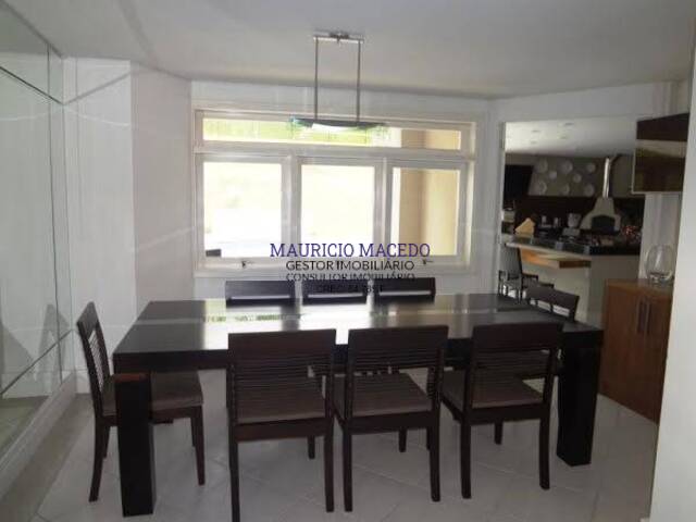 Casa para Venda em Santana de Parnaíba - 4