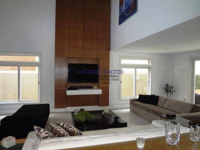 Casa para Venda em Santana de Parnaíba - 5