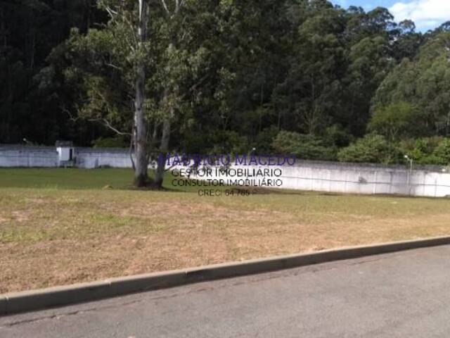 #590 - Terreno para Venda em Barueri - SP