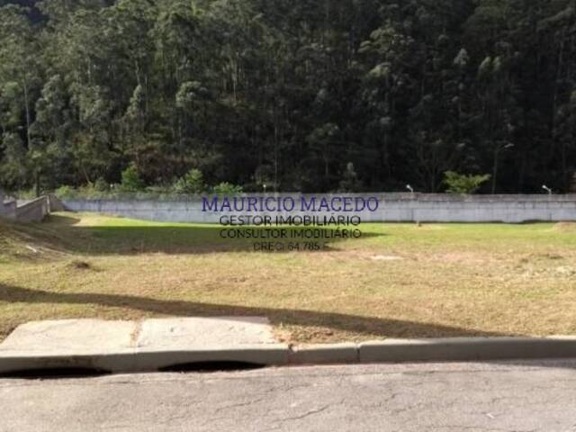 #590 - Terreno para Venda em Barueri - SP