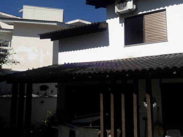 #606 - Casa para Venda em Barueri - SP
