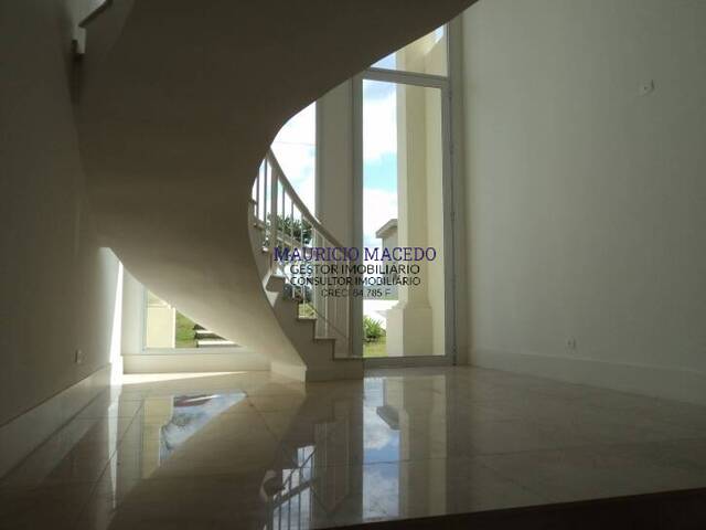 #637 - Casa para Locação em Barueri - SP