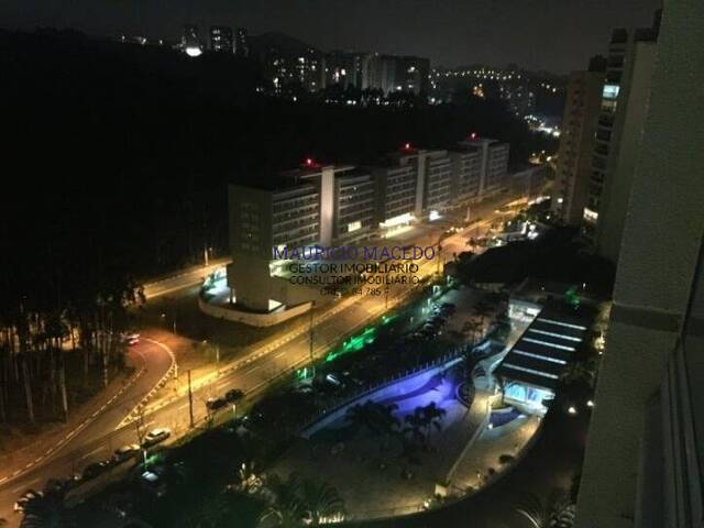 Apartamento para Venda em Santana de Parnaíba - 2