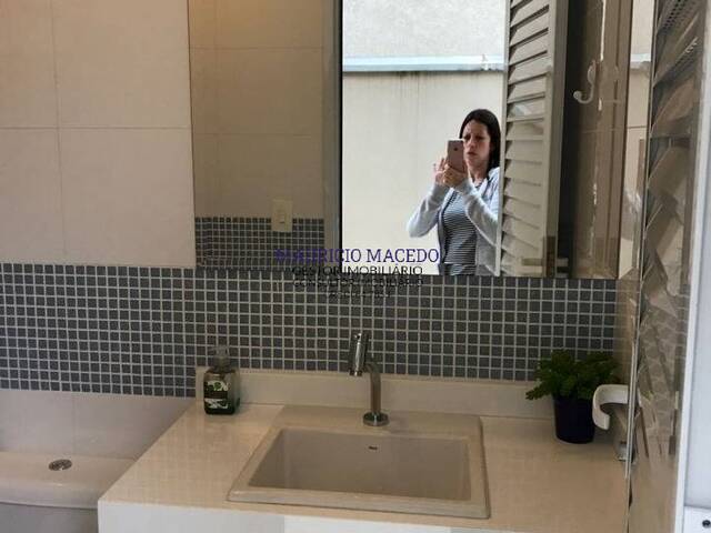 #654 - Casa para Venda em Barueri - SP