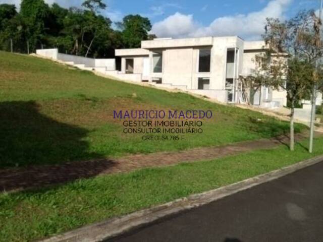 Terreno para Venda em Santana de Parnaíba - 2