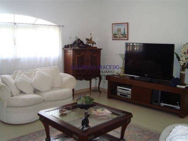 Casa para Locação em Santana de Parnaíba - 2