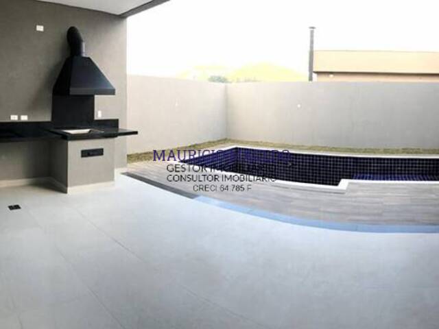 #1009 - Casa para Venda em Barueri - SP