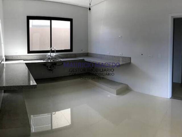 #1009 - Casa para Venda em Barueri - SP