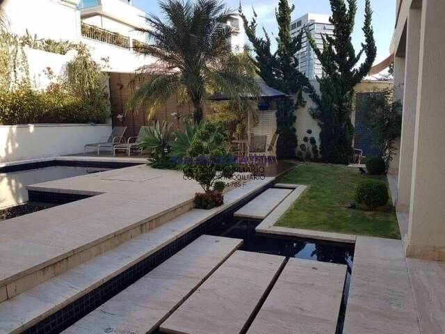 #1016 - Casa para Venda em Barueri - SP