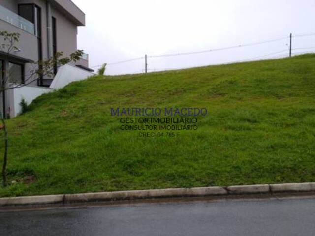 #1020 - Terreno para Venda em Santana de Parnaíba - SP