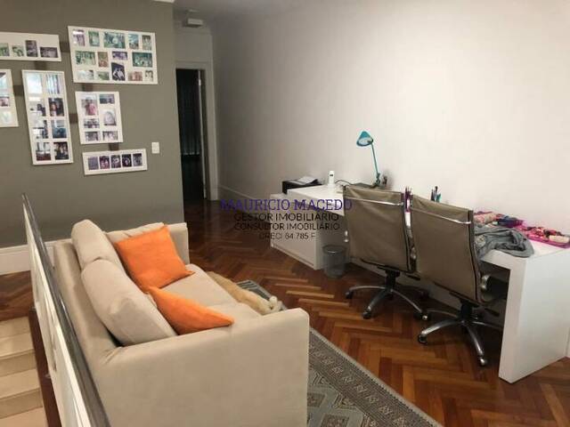 #1024 - Casa para Venda em Barueri - SP