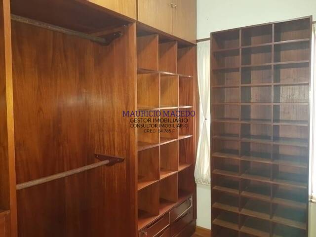 #1065 - Casa para Venda em Barueri - SP