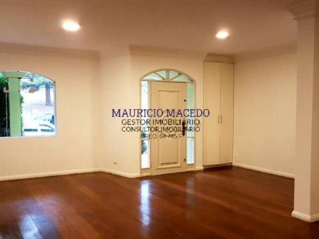 #1093 - Casa para Venda em Barueri - SP