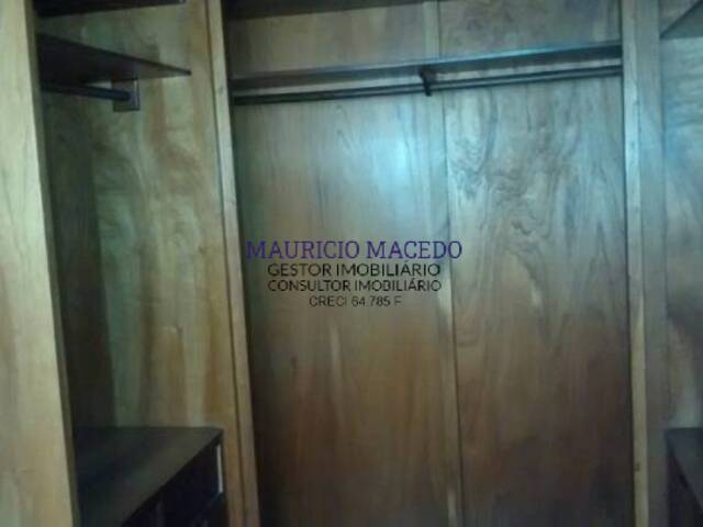 #1098 - Casa para Venda em Barueri - SP