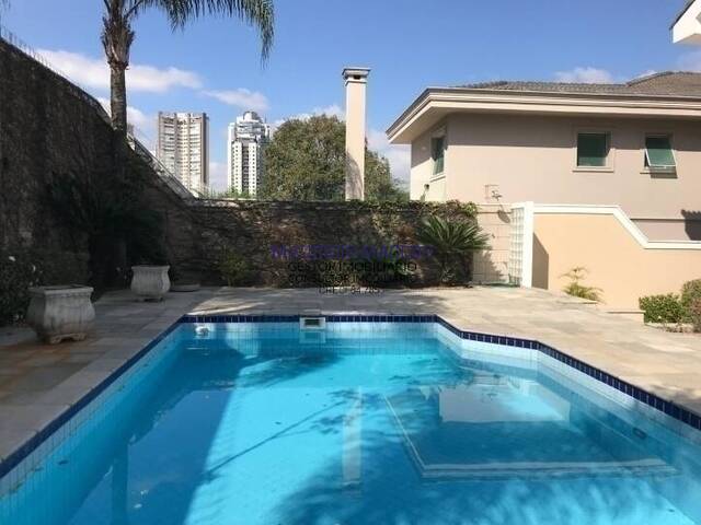 #1135 - Casa para Venda em Barueri - SP