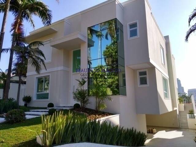 #1008 - Casa para Venda em Barueri - SP