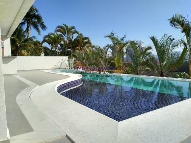 #1008 - Casa para Venda em Barueri - SP