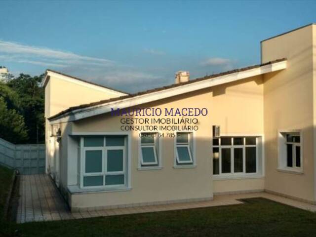 #1189 - Casa para Venda em Barueri - SP