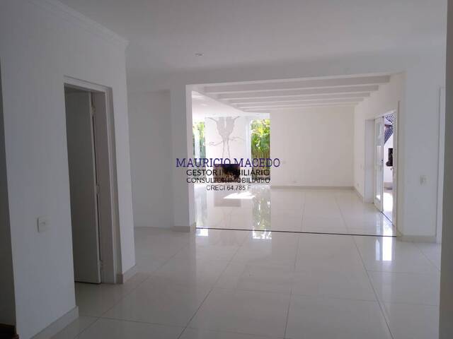 Casa para Venda em Santana de Parnaíba - 5