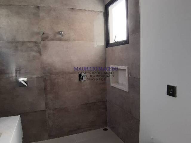 Casa para Venda em Santana de Parnaíba - 5