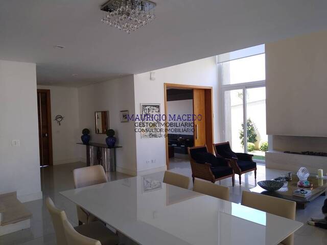 Casa para Venda em Santana de Parnaíba - 4