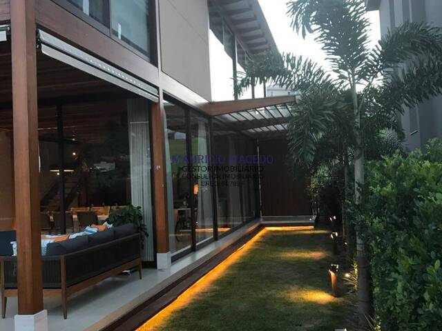 Casa para Venda em Santana de Parnaíba - 5