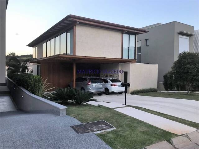 Casa para Venda em Santana de Parnaíba - 2