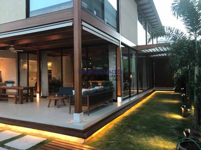 Casa para Venda em Santana de Parnaíba - 4