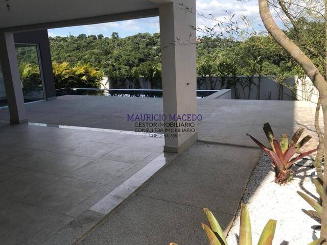 Casa para Venda em Santana de Parnaíba - 5
