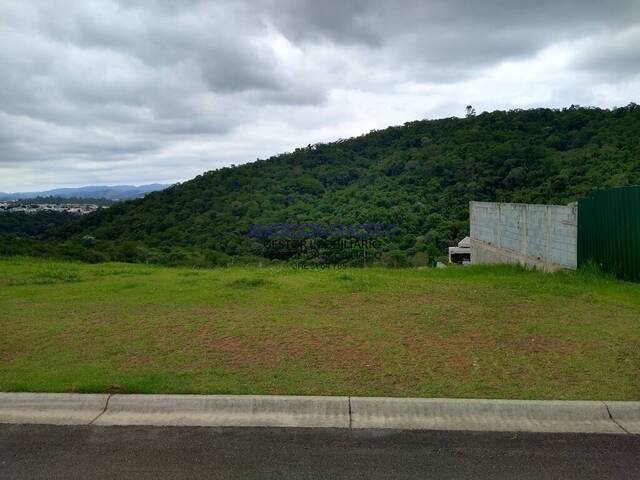 Terreno para Venda em Santana de Parnaíba - 4