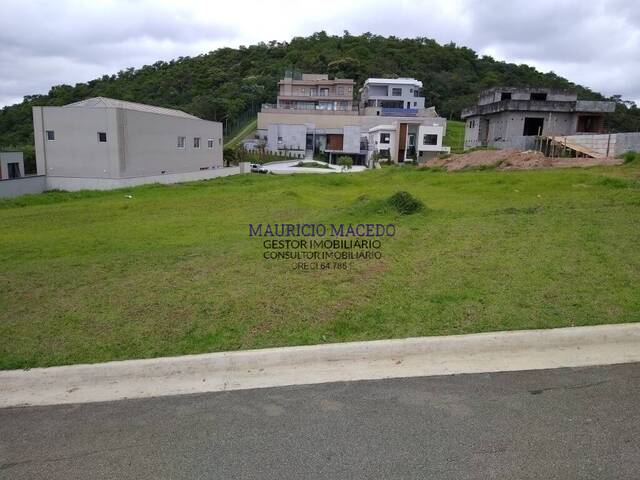 Terreno para Venda em Santana de Parnaíba - 3