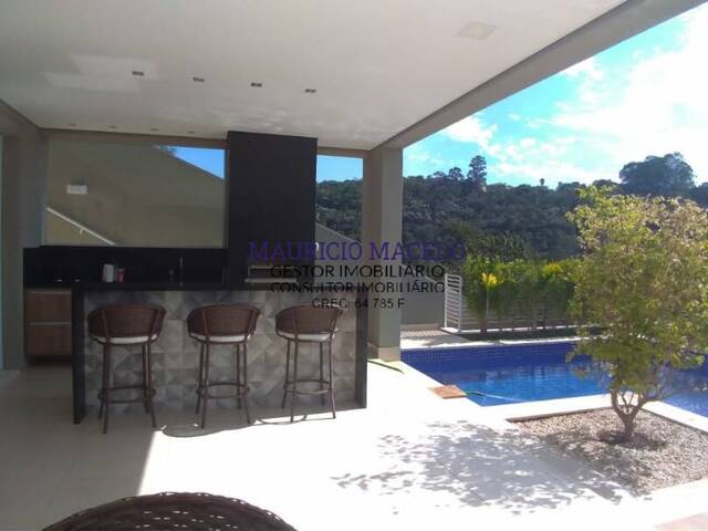 #1271 - Casa para Venda em Santana de Parnaíba - SP