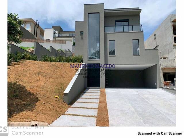 Casa para Venda em Santana de Parnaíba - 2