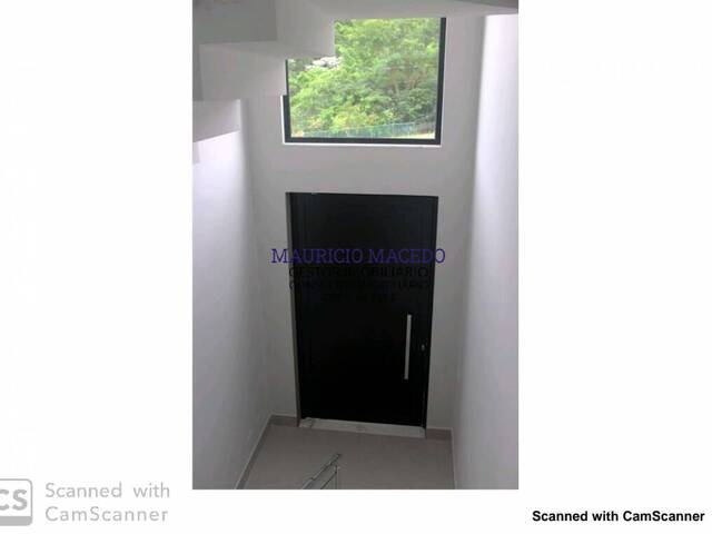 Casa para Venda em Santana de Parnaíba - 5