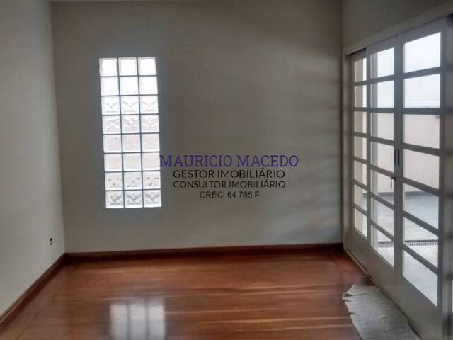 #1294 - Casa para Venda em Santana de Parnaíba - SP