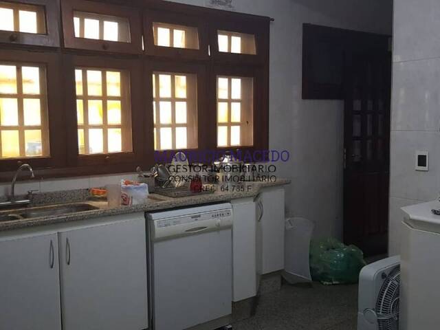 #1297 - Casa para Locação em Santana de Parnaíba - SP