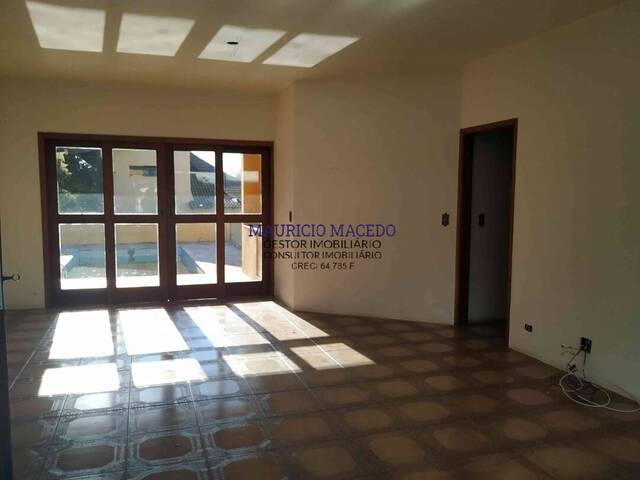 Casa para Locação em Santana de Parnaíba - 2