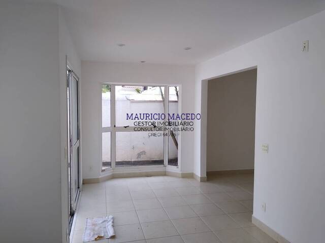 #1324 - Casa para Locação em Santana de Parnaíba - SP