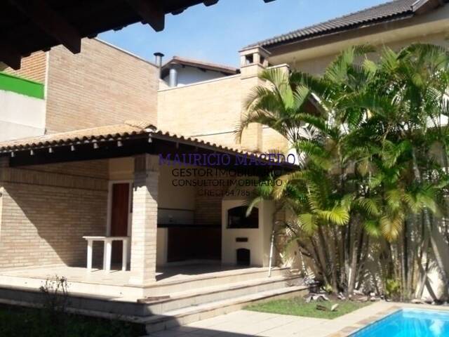 Casa para Venda em Santana de Parnaíba - 2