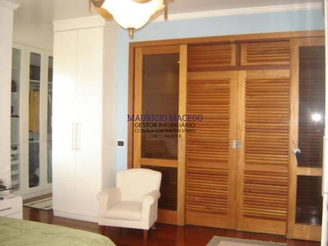 #1347 - Casa para Venda em Santana de Parnaíba - SP