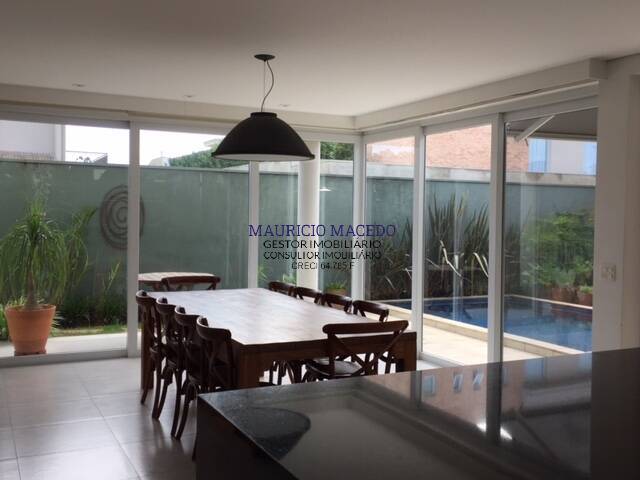 Casa para Venda em Santana de Parnaíba - 4