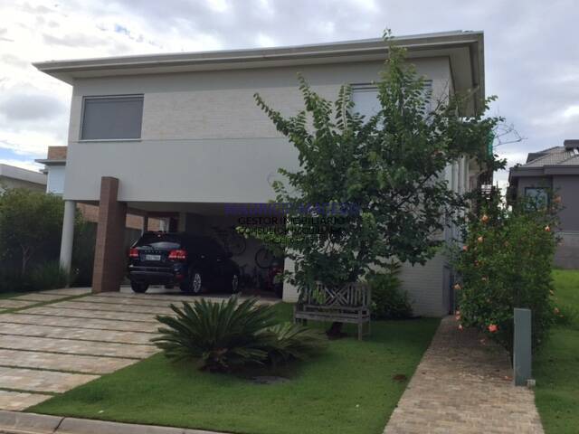 #1353 - Casa para Venda em Santana de Parnaíba - SP