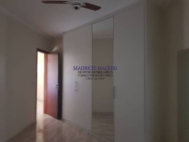 #1364 - Casa para Venda em Barueri - SP